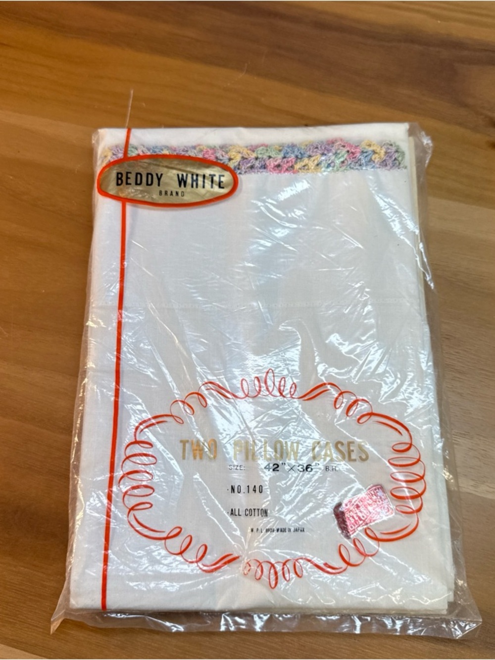 VTG NEW* 1960's Beddy White Brand (2) 20"x31" Standard Pillow Cases Crochet Trim